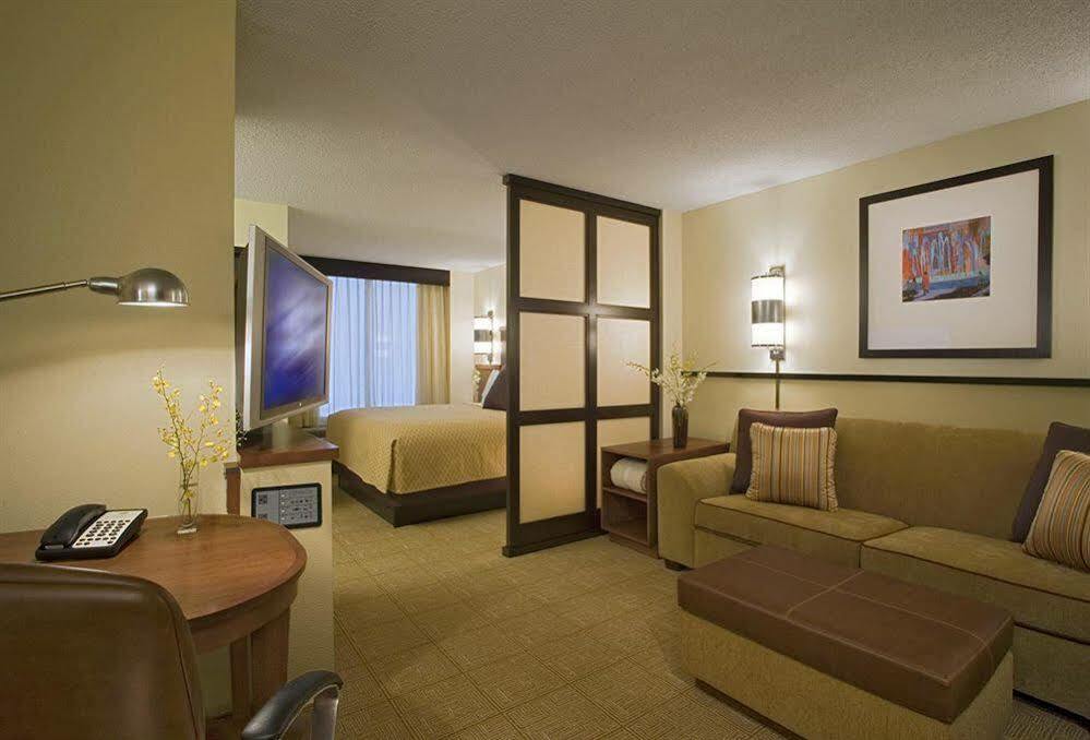 Hyatt Place Milwaukee Airport Ngoại thất bức ảnh
